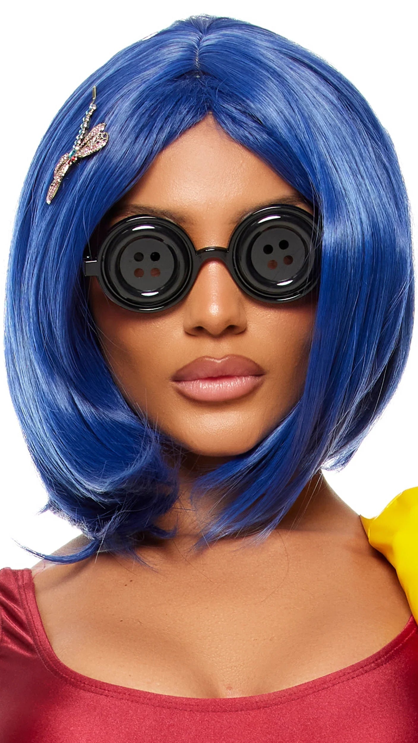 Close-up of a person wearing a Lob Wig, showcasing its unisex, synthetic, lob-length style, complemented by fashion accessories like eyewear.