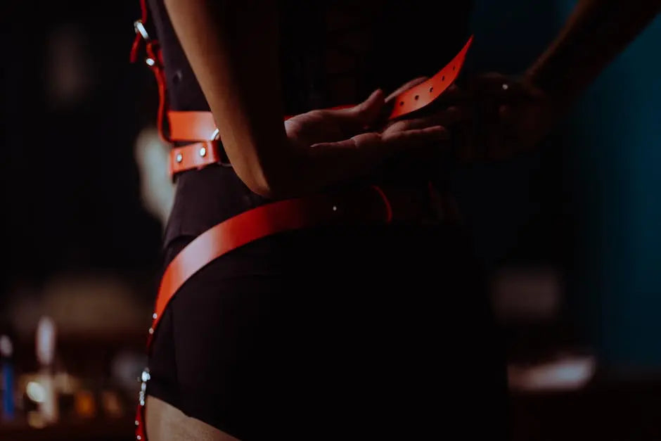 Understanding the Appeal of Bondage Lingerie in Modern Fashion